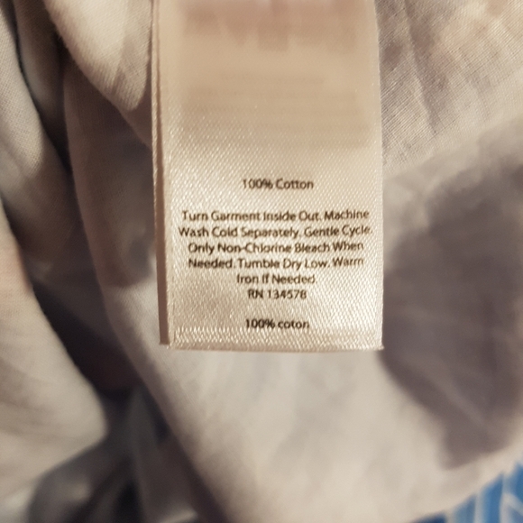 Vineyard Vines girls top size 16 or XL - Picture 5 of 5